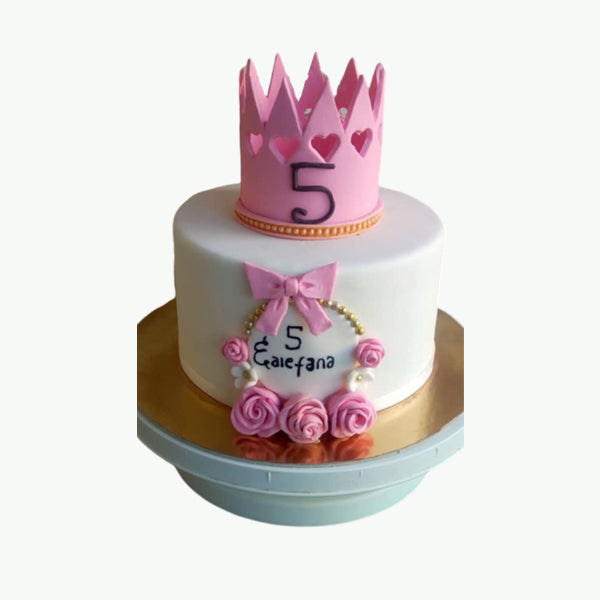 A Princess Cake for A Beautiful Little Girl