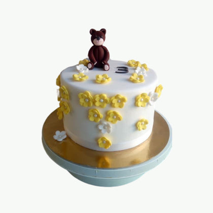 Little Teddy Bear & Flowers Cake